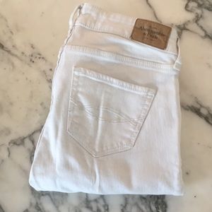 Abercrombie & Fitch white jeans